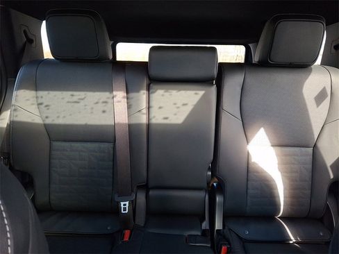 New 2025 Toyota 4Runner TRD Off-Road Premium image 13