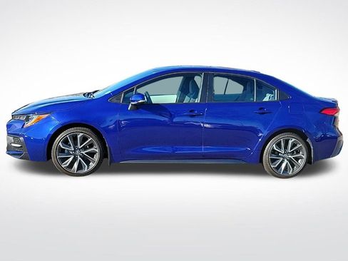 Used 2022 Toyota Corolla SE image 2