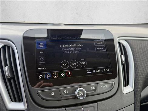 Used 2024 Chevrolet Malibu LT FWD image 14