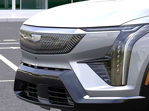 New 2027 Cadillac Optiq Luxury AWD/4WD image 13