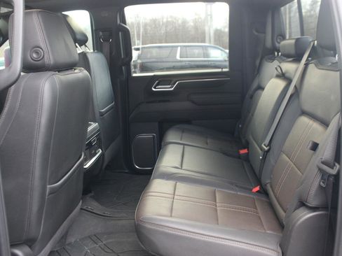 Used 2024 Chevrolet Silverado 2500 High Country w/ Midnight Edition image 37