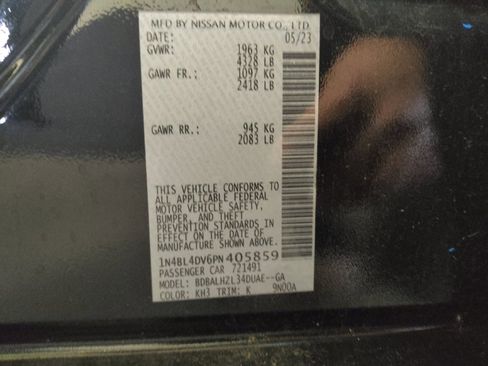 Used 2023 Nissan Altima 2.5 SV w/ SV Premium Package image 33