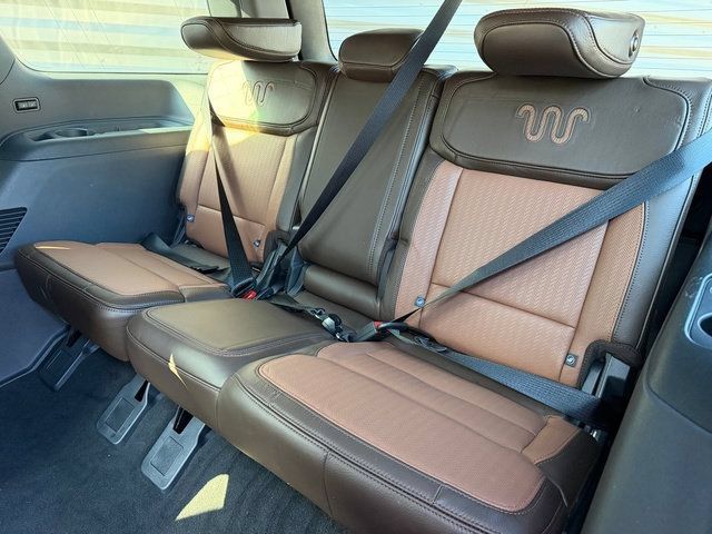 Used 2025 Ford Expedition King Ranch AWD/4WD image 21