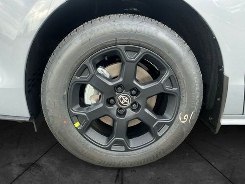 New 2026 Toyota Sienna XLE Woodland Edition image 15