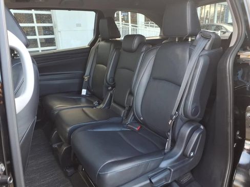 Used 2024 Honda Odyssey EX-L image 16