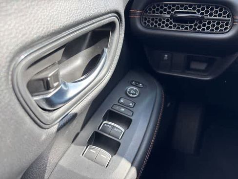 Used 2023 Honda HR-V Sport image 20