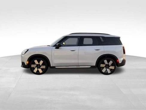 Certified 2025 MINI Cooper Countryman S w/ Comfort Package Max AWD/4WD image 8