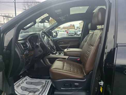 Used 2023 Nissan Titan Platinum Reserve w/ Moonroof Package image 14