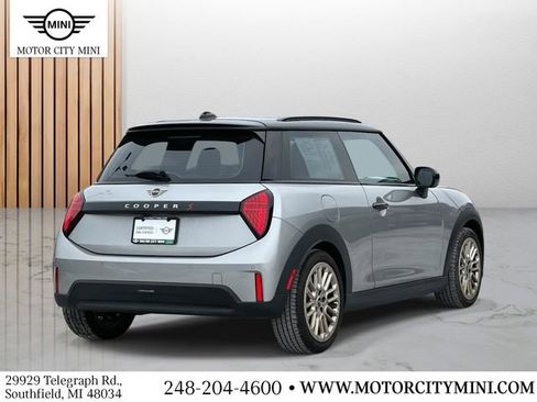 Certified 2025 MINI Cooper S image 4
