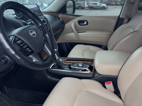 Used 2021 Nissan Armada SL w/ Captain's Chairs Package RWD image 2