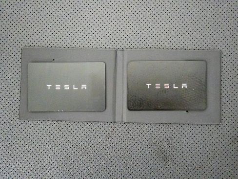 Used 2026 Tesla Model X Plaid AWD/4WD image 21