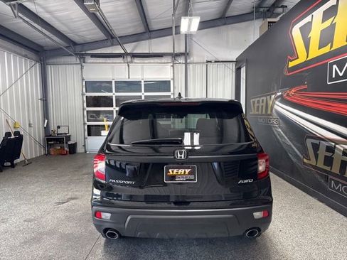 Used 2021 Honda Passport EX-L image 16