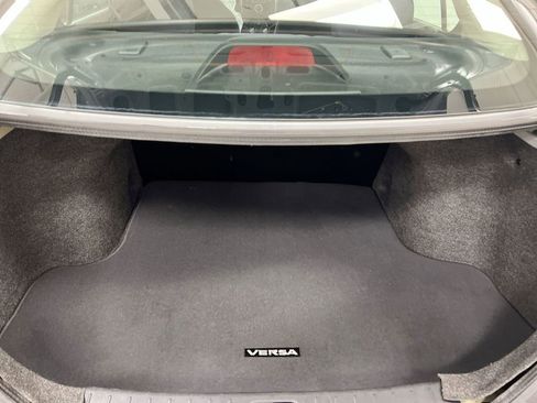 Used 2014 Nissan Versa S FWD image 22