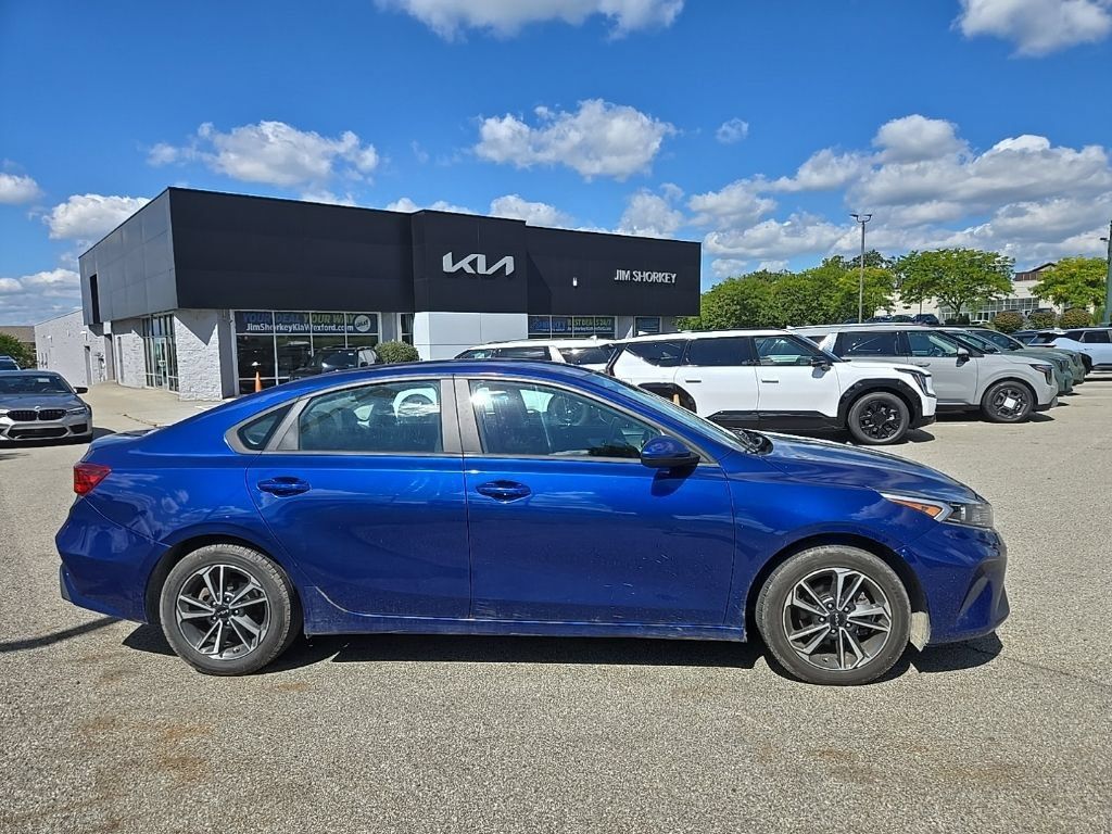 Certified 2023 Kia Forte LXS FWD image 2
