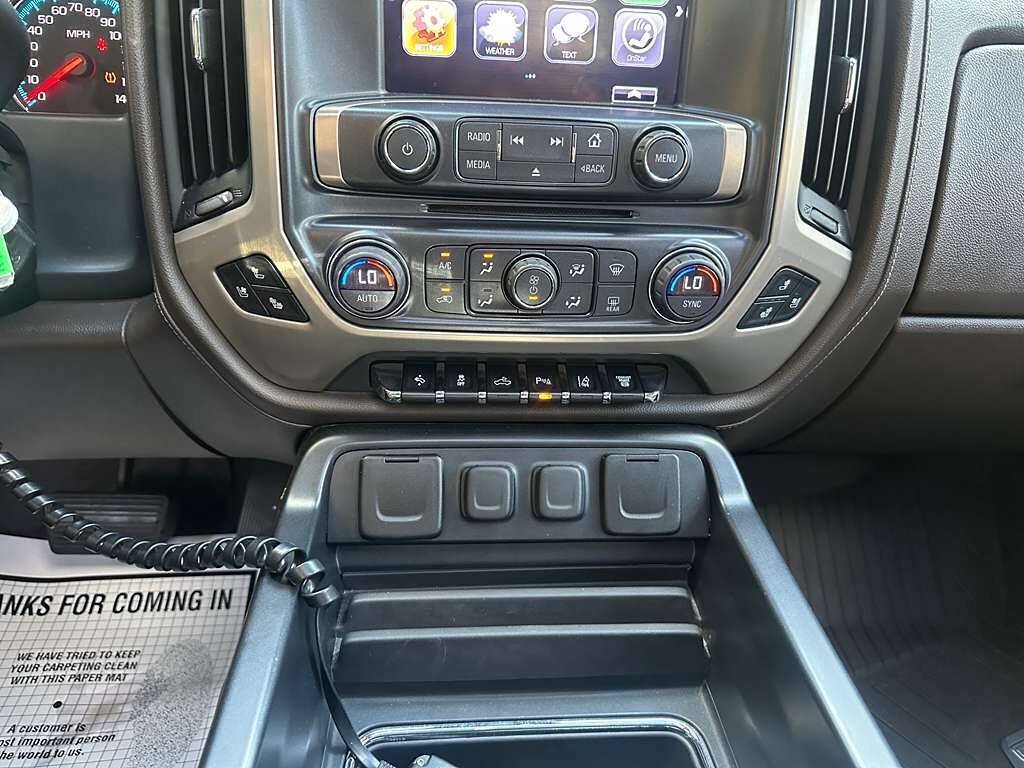 Used 2017 GMC Sierra 2500 Denali w/ Duramax Plus Package AWD/4WD image 31
