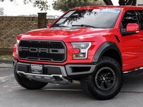 Used 2018 Ford F150 Raptor w/ Equipment Group 802A Luxury image 13