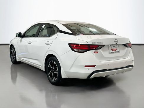 Used 2024 Nissan Sentra SV FWD image 6