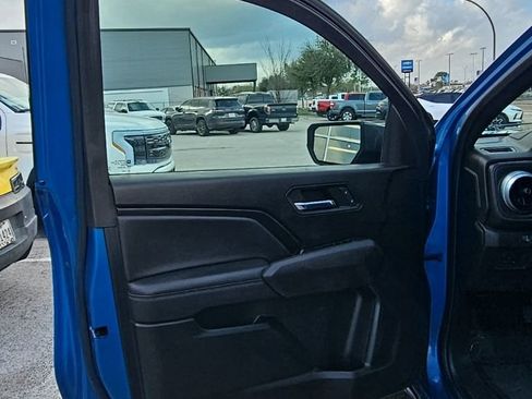 Used 2023 Chevrolet Colorado LT w/ LT Convenience Package image 10