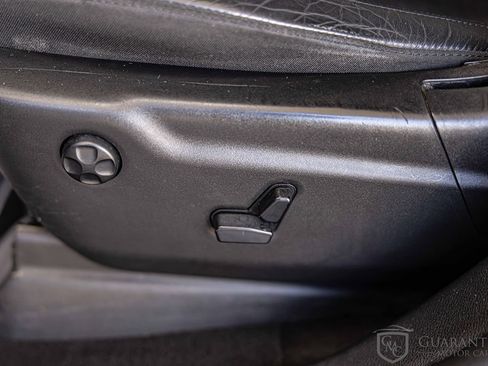 Used 2019 Jeep Grand Cherokee Limited image 22