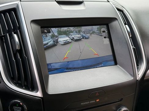 Used 2015 Ford Edge SEL w/ Equipment Group 201A AWD/4WD image 22