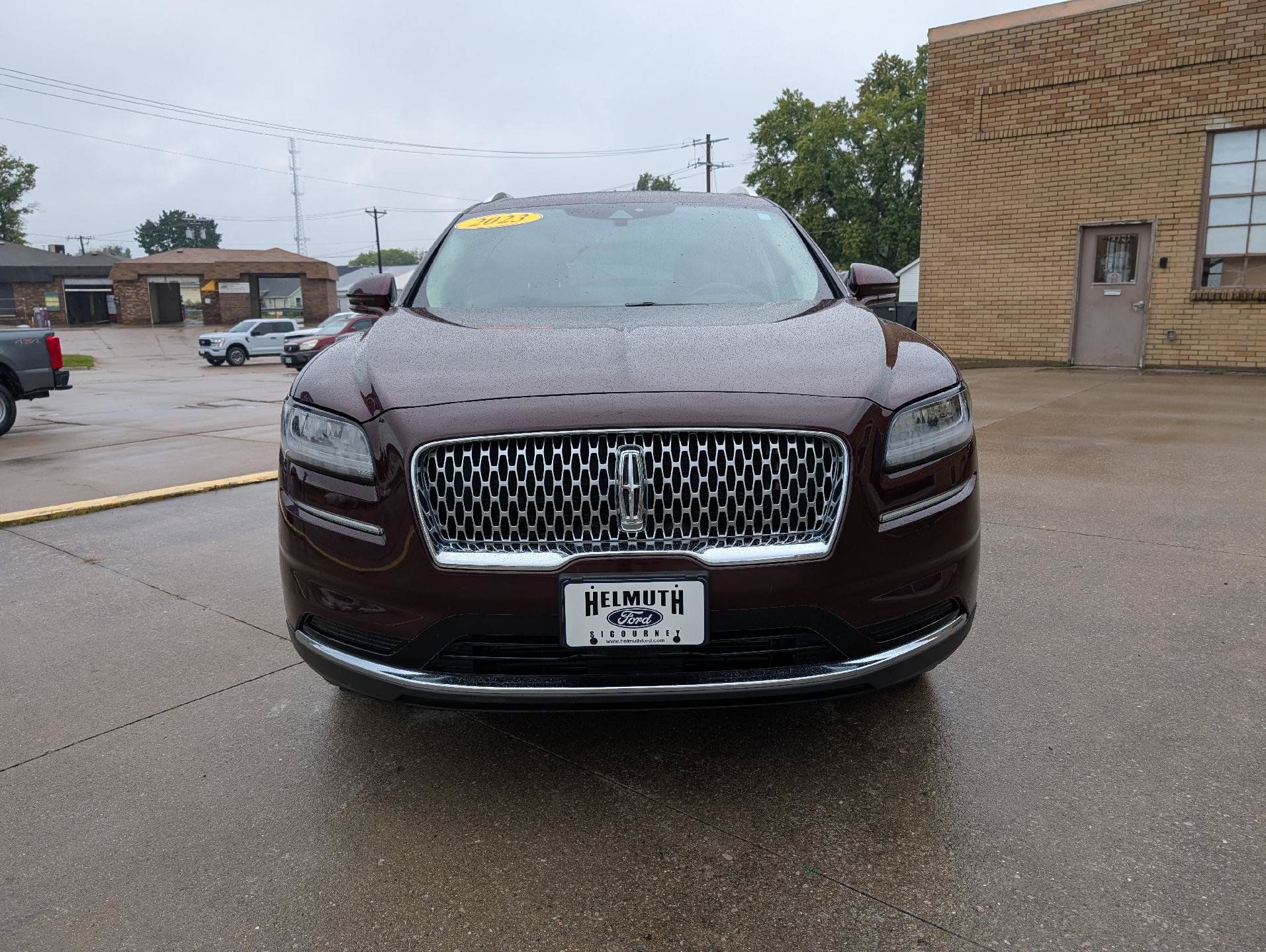 Used 2023 Lincoln Nautilus Reserve w/ Luxury Package AWD/4WD image 3