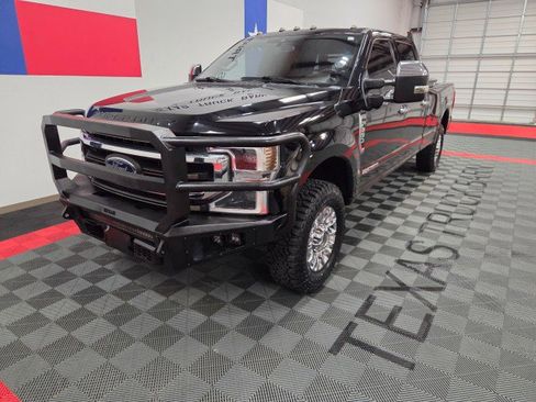 Used 2020 Ford F350 King Ranch w/ King Ranch Ultimate Package image 3