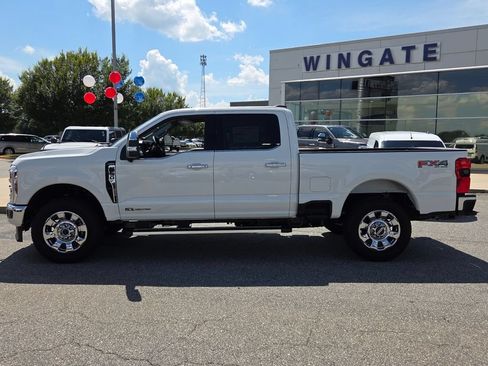 New 2026 Ford F250 Lariat w/ Chrome Package AWD/4WD image 2