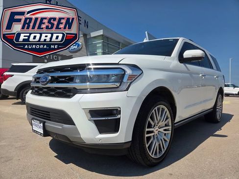 Used 2024 Ford Expedition Limited AWD/4WD image 1