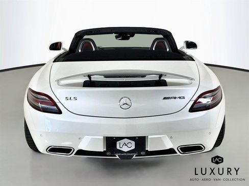 Used 2012 Mercedes-Benz SLS AMG Roadster image 7