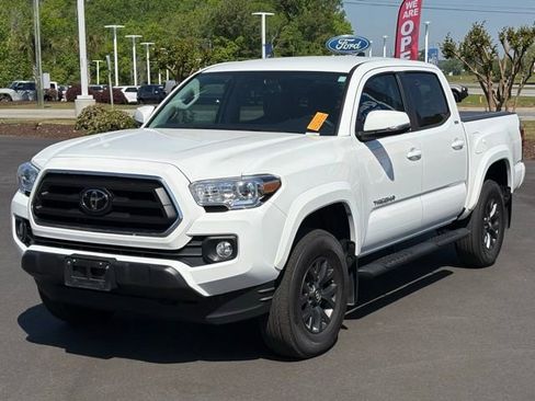 Used 2023 Toyota Tacoma SR5 AWD/4WD image 1