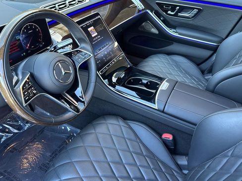 Used 2024 Mercedes-Benz S 580 4MATIC Sedan image 4