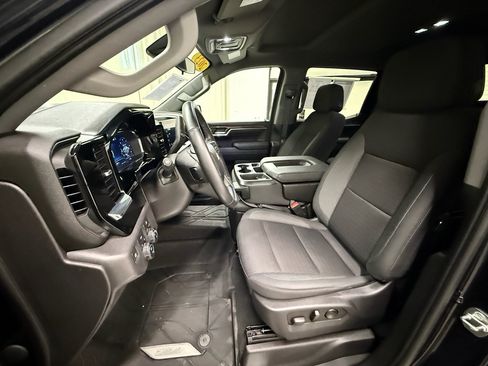 Certified 2023 Chevrolet Silverado 1500 LT AWD/4WD image 29