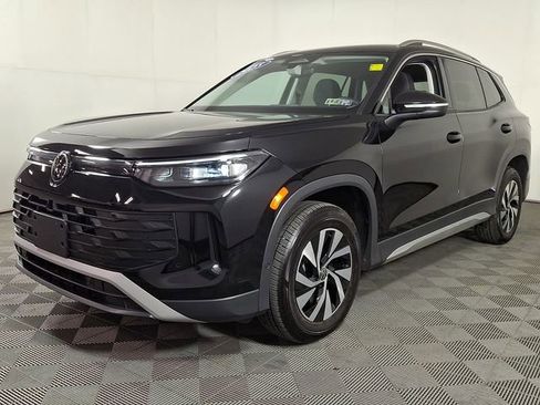 Used 2025 Volkswagen Tiguan S AWD/4WD image 6