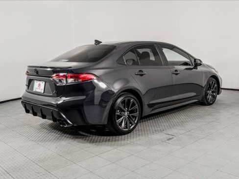 Used 2024 Toyota Corolla SE FWD image 8