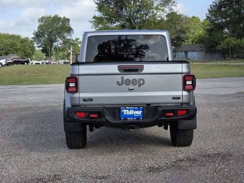 Used 2020 Jeep Gladiator Rubicon AWD/4WD image 6