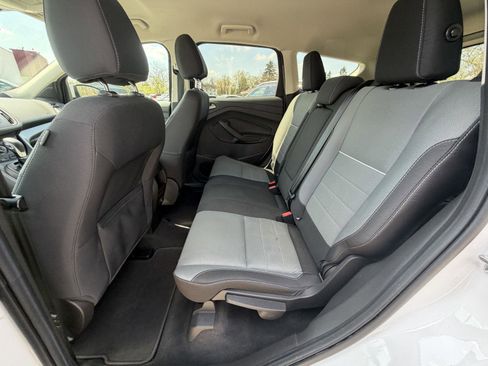 Used 2015 Ford Escape SE FWD image 26