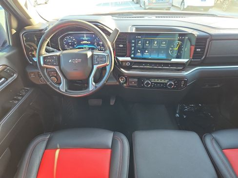 Used 2022 Chevrolet Silverado 1500 RST w/ Z71 Off-Road Package image 28