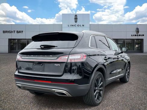 Certified 2023 Lincoln Nautilus Reserve w/ Monochromatic Package image 4