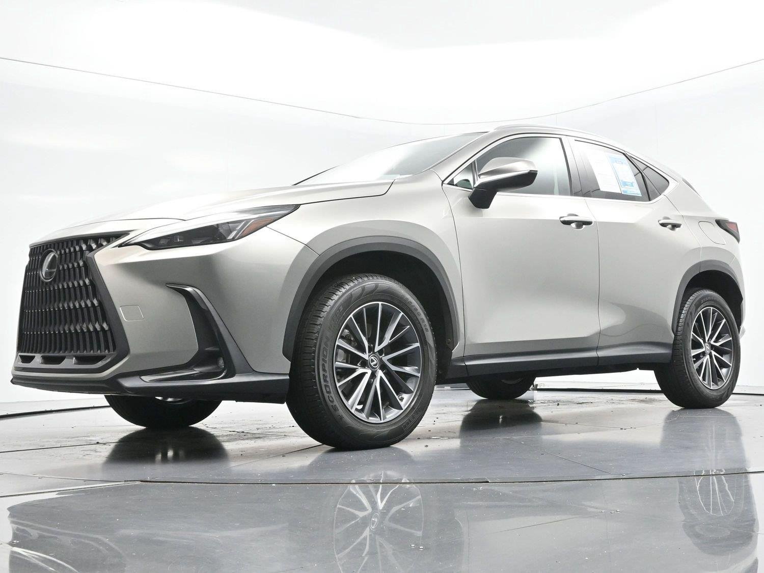 Used 2022 Lexus NX 250 FWD w/ Towing Package (2000 Lbs) image 48