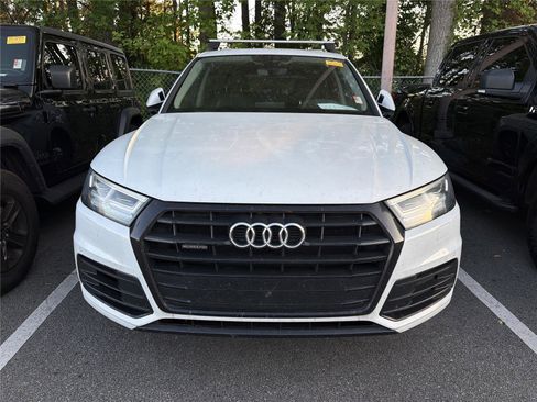 Used 2019 Audi Q5 2.0T Premium Plus w/ Premium Plus Package image 2