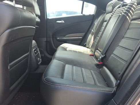 Used 2014 Dodge Charger R/T RWD image 11