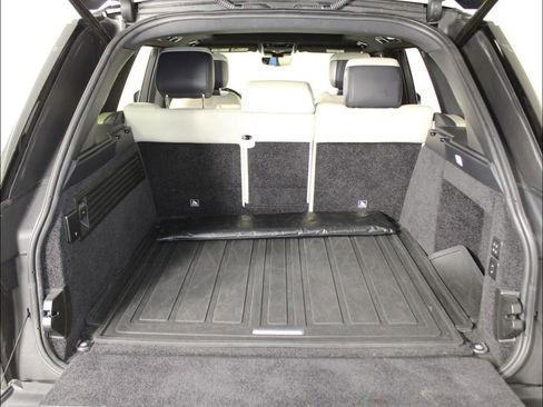 Used 2020 Land Rover Range Rover HSE AWD/4WD image 25