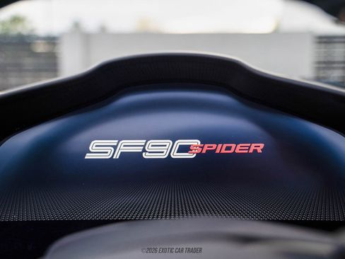 Used 2024 Ferrari SF90 Spider image 38