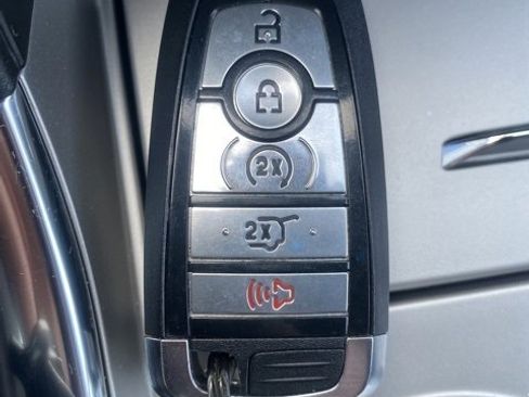 Used 2023 Ford Explorer XLT w/ Equipment Group 202A image 28