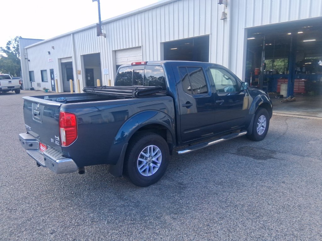 Used 2018 Nissan Frontier SV w/ Value Truck Package AWD/4WD image 4