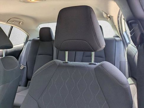 Used 2022 Toyota Corolla LE FWD image 14