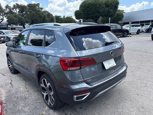 Used 2022 Volkswagen Taos SEL AWD/4WD image 3