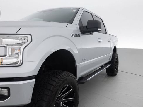 Used 2016 Ford F150 XLT w/ Equipment Group 302A Luxury AWD/4WD image 12