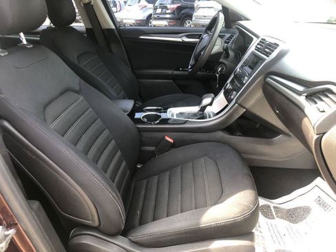Used 2013 Ford Fusion SE FWD image 14