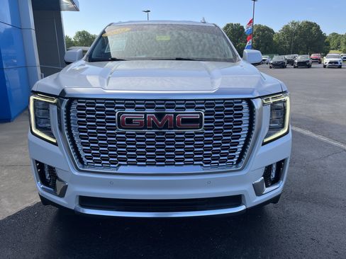Used 2022 GMC Yukon Denali AWD/4WD image 10